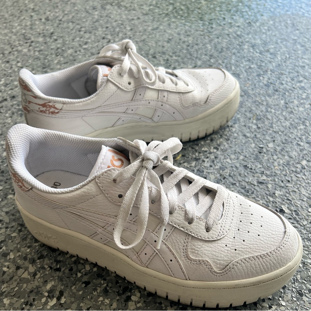ASICS
